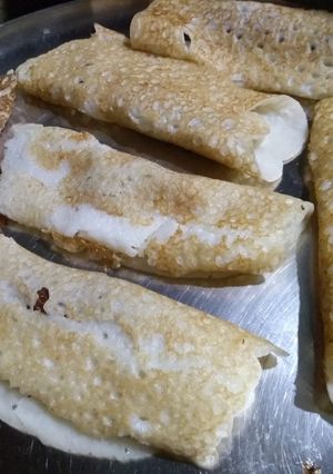 चावल के रोल्स (Chawal ke rolls recipe in hindi) रेसिपी मुख्य फोटो