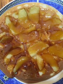 Una foto de Torta invertida de manzana muy fácil