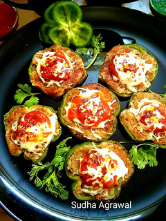 कैप्सिकम पोटैटो बाइटस (capsicum potato bites recipe in Hindi) रेसिपी मुख्य फोटो