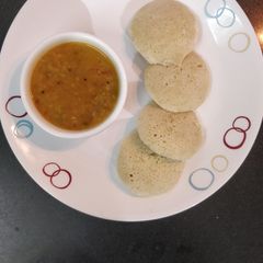 A picture of Oats Idli.