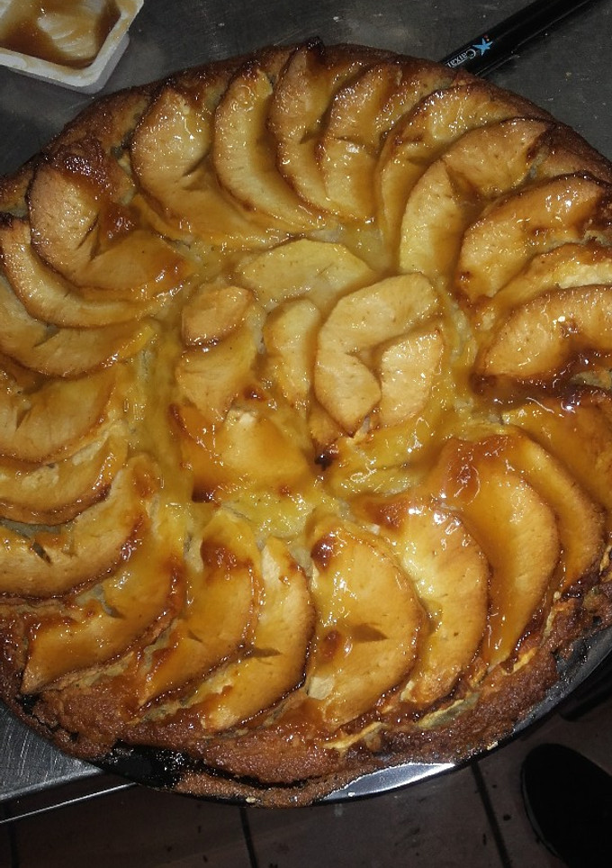 Una foto de Tarta de manzana, súper rápida y fácil!!