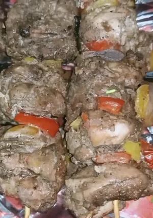 صورة لوصفة الشيش طاووق بتتبيله خطيره وطعم رااائع ولحم طرى ولذيذ