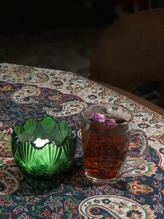 عکسی از دستور چای با گل محمدی