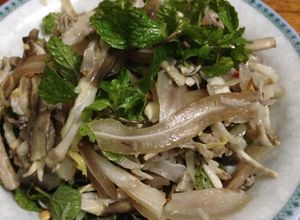 Hình của món Gỏi hoa chuối tai heo.