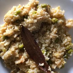 A picture of Matar (peas) Masala Khichdi.