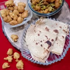 Gavar gole (cluster beans with moong bhaji) A picture of Gavar gole (cluster beans with moong bhaji).