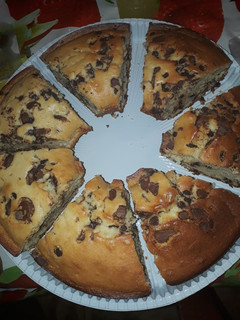Una foto de Queque esponjoso, con chispas de chocolate
