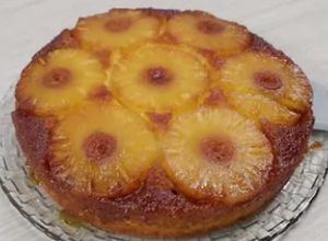 Foto de Bolo Invertido de Caramelo e Ananás