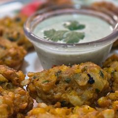 A picture of Corn pakoras.