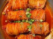 A picture of cabbage kimchi