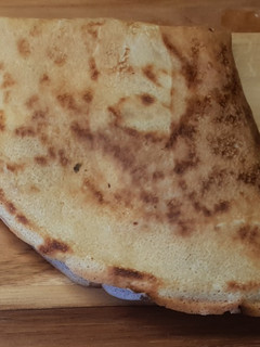 Una foto de Crepes de bacon y queso sin gluten