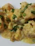 Masa de pescado al ajillo con salsa bechamel
