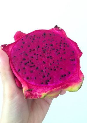 Foto resep Buah Naga Yogurt