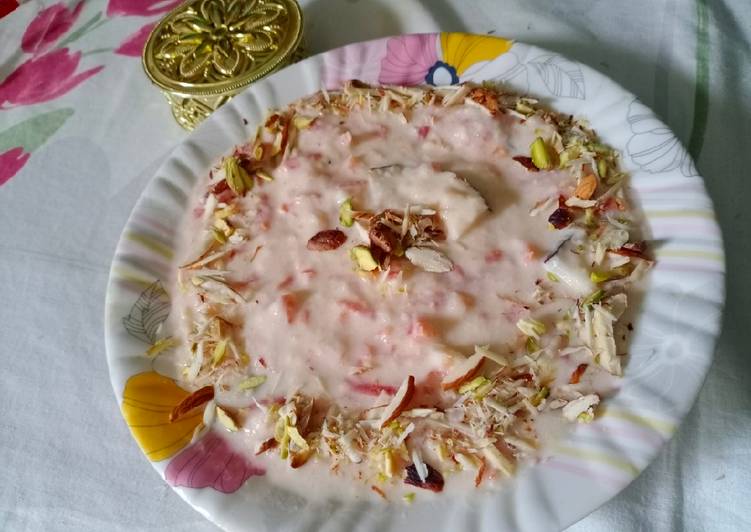 Recipe of Any-night-of-the-week Gajrella-gajar ki kheer