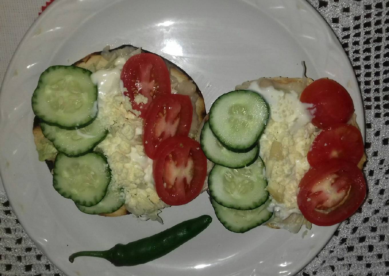 Tostadas tricolor