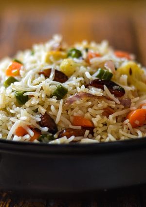 নবরত্ন পোলাও(navaratna polau recipe in Bengali) রেসিপির প্রধান ছবি