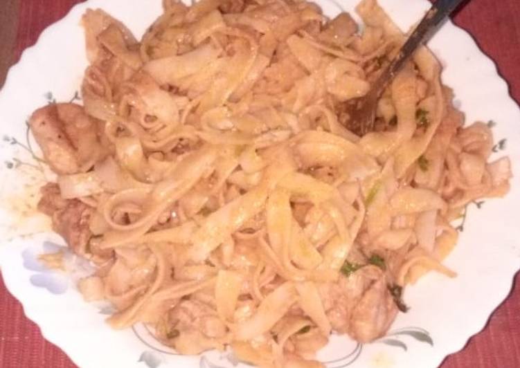 Easiest Way to Prepare Super Quick Homemade Fettuccine Pasta with chicken #localfoodcontest_mombasa