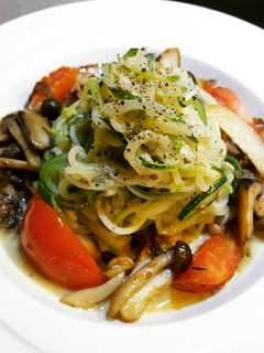 A picture of Purry's Zucchini and Mushrooms Pasta.