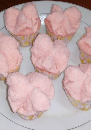 Foto resep Bolu Kukus Pink Mekar