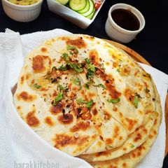 A picture of Amritsari stuffed kulcha.