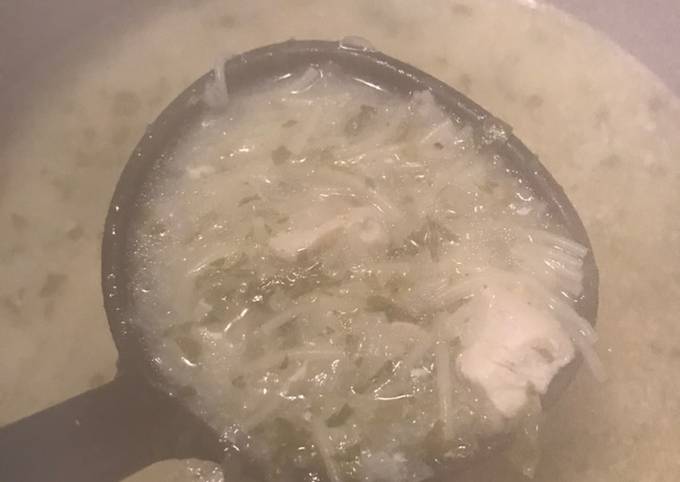 Soupe blanche au vermicelle شربة بيضة جزائرية