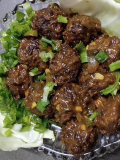 चायनीज मंचुरीयन (chinese manchurian recipe in marathi) रेसिपी चे मुख्य फोटो