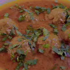A picture of Meat Balls (Koftay).