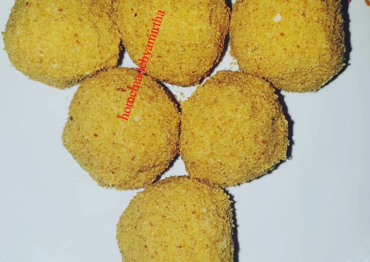 Cornflakes and Nuts Ladoo