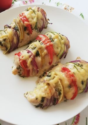Una foto de Pechugas de pollo rellena