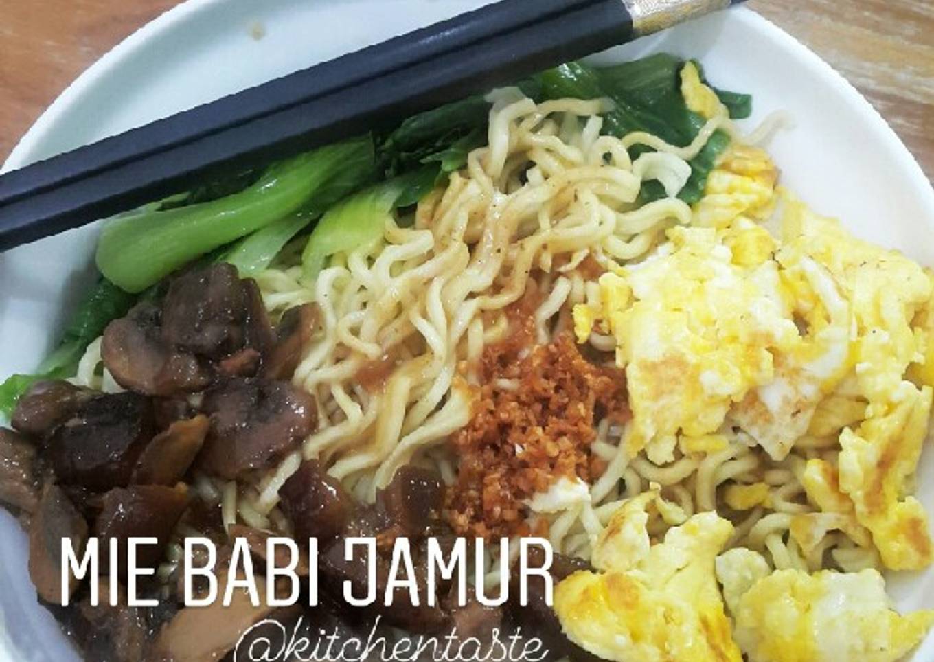 MIE BABI JAMUR (MUSHROOM PORK NOODLE) ala Kitchentaste