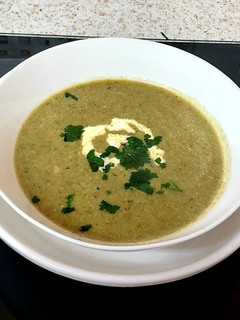 A picture of My Creamy Spinach, Potato & Broccoli Soup 🤗#Mysterybox#Seasonal.