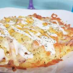 Una foto de Patatas 🥔 queso 🧀 y bacon 🥓 estilo Foster Hollywood 🌟 🌟