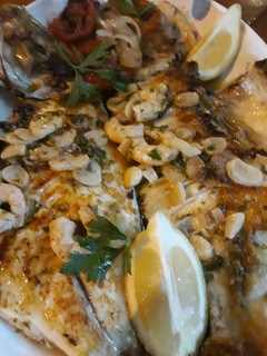 Una foto de Lomos de Pargo a la plancha