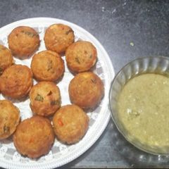 बटाटा व पोहे चे अप्पे A picture of बटाटा व पोहे चे अप्पे.