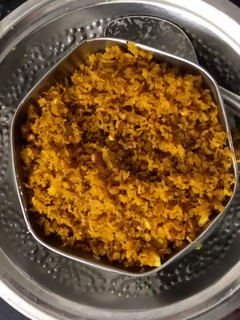 தேங்காய் பொறியல் (Thenkaai poriyal recipe in tamil) செய்முறை முக்கிய புகைப்படம்