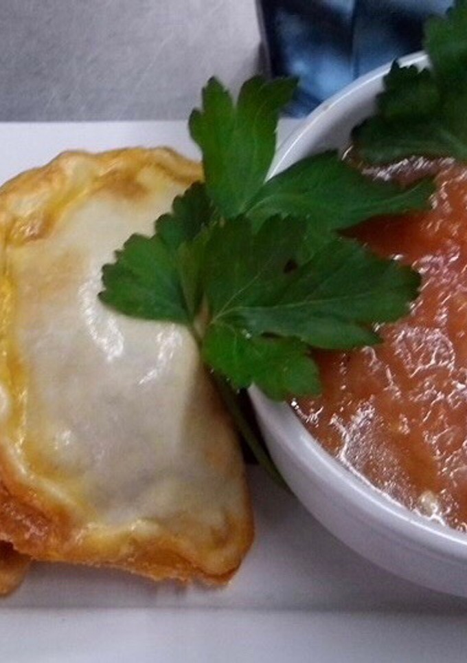 Una foto de Masa de empanadas sin tacc más salsa sin tacc