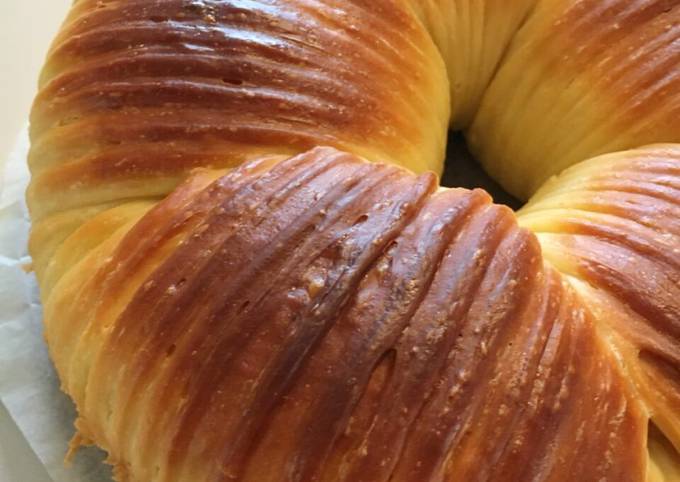 Pane gomitolo di lana