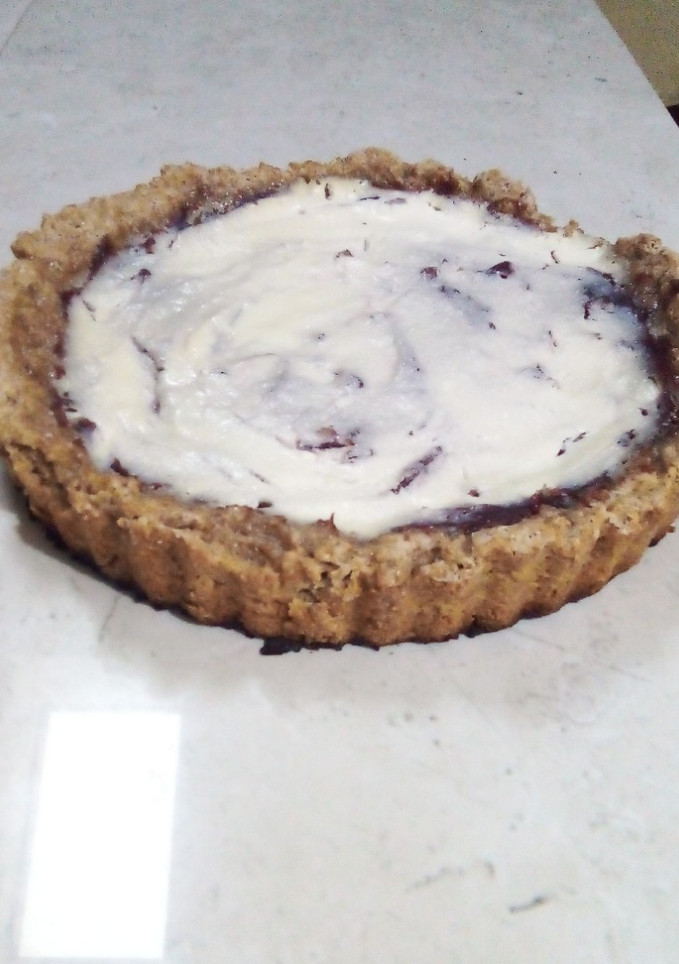 Una foto de Kuchen de mermelada de mora sin huevo 🥧🥧🥧🥧