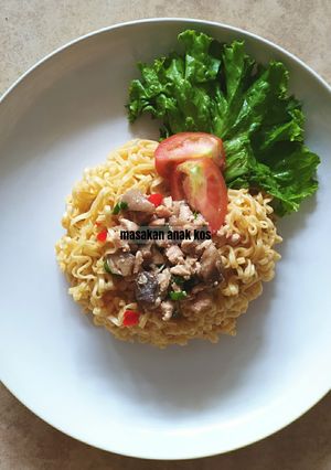 Foto resep Bakmi Ayam Instan (Bakmi Mewah) Rp 11.500