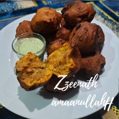 Ramadan Special Aloo Bondas A picture of Ramadan Special Aloo Bondas.