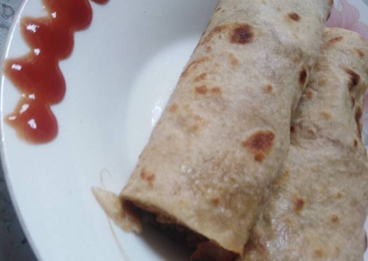 Nuggets parantha roll