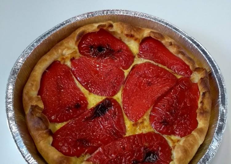 Recetta di Veloce Torta salata con peperoni ed Asiago