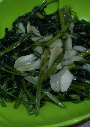 Foto resep Tumis kangkung bawang putih