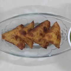A picture of Paneer cheese samosa.