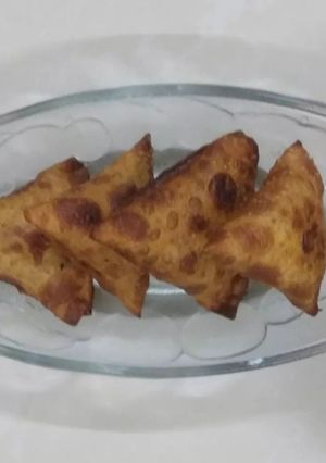 A picture of Paneer cheese samosa.