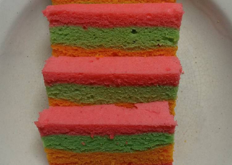 Cara Gampang Membuat Rainbow Cake, Bisa Manjain Lidah