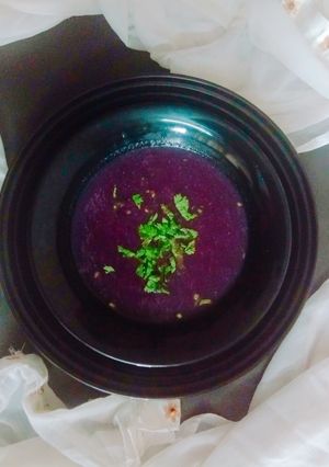 A picture of Purple soup (south Indian style).