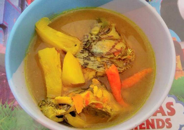 Bagaimana Menyiapkan Lempah Kuning, Enak Banget