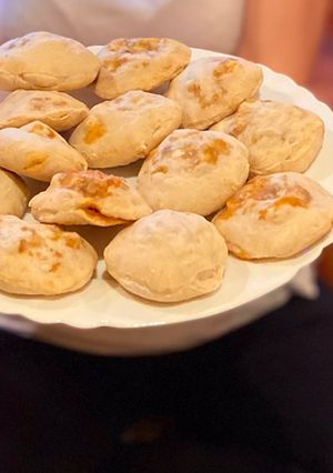 Virslivel és lencsével töltött tésztabatyuk (vegán) recept fotója
