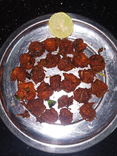 இறால் 65 (prawn 65 Recipe in Tamil) செய்முறை முக்கிய புகைப்படம்